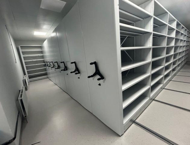 Мобильные стеллажи